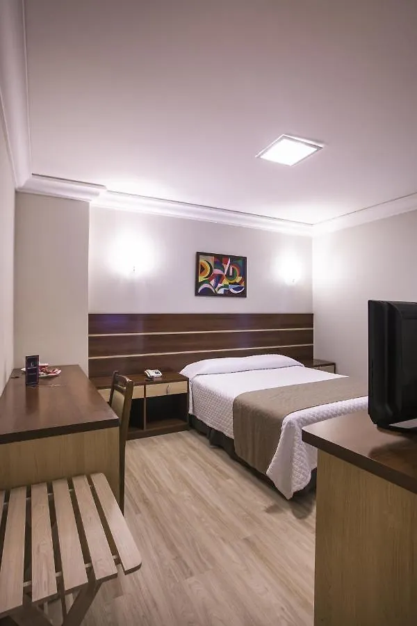 Hotel Lang Palace - Fica No Centro Da Cidade Chapecó Βραζιλία