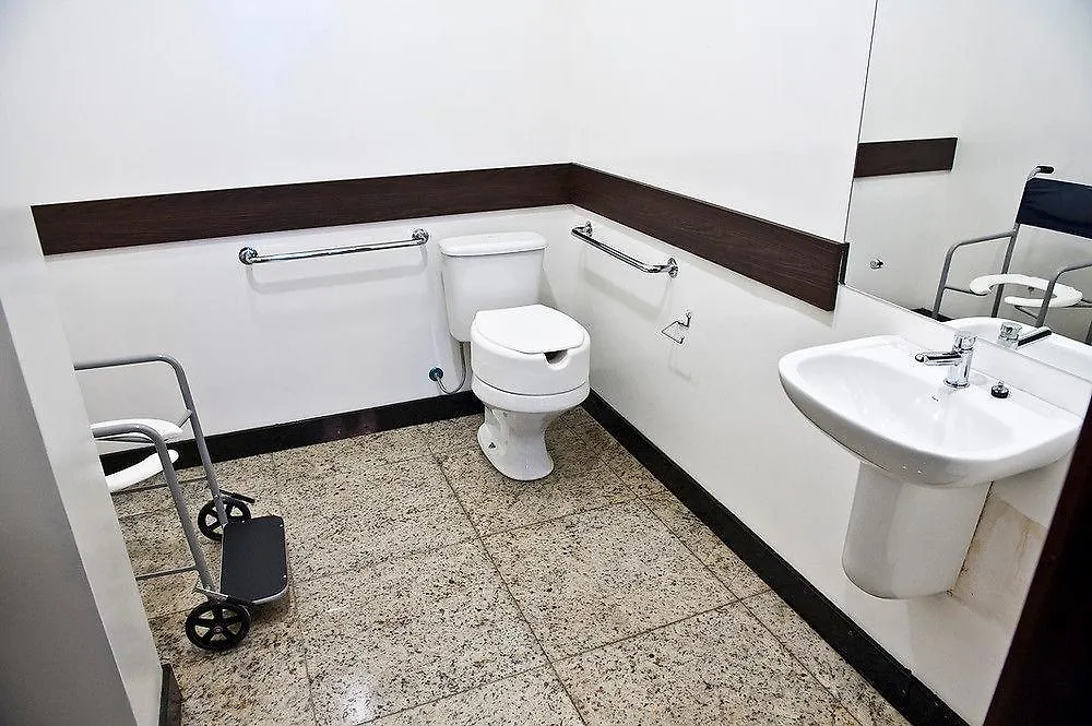 Hotel Lang Palace - Fica No Centro Da Cidade Chapecó 4*,  Brasil