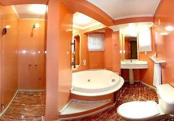 Hotel Lang Palace - Fica No Centro Da Cidade Chapecó