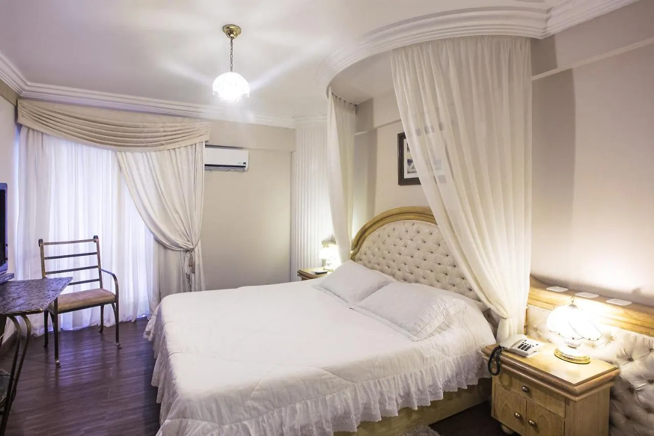 Hotel Lang Palace - Fica No Centro Da Cidade Chapecó 4*,  Brésil