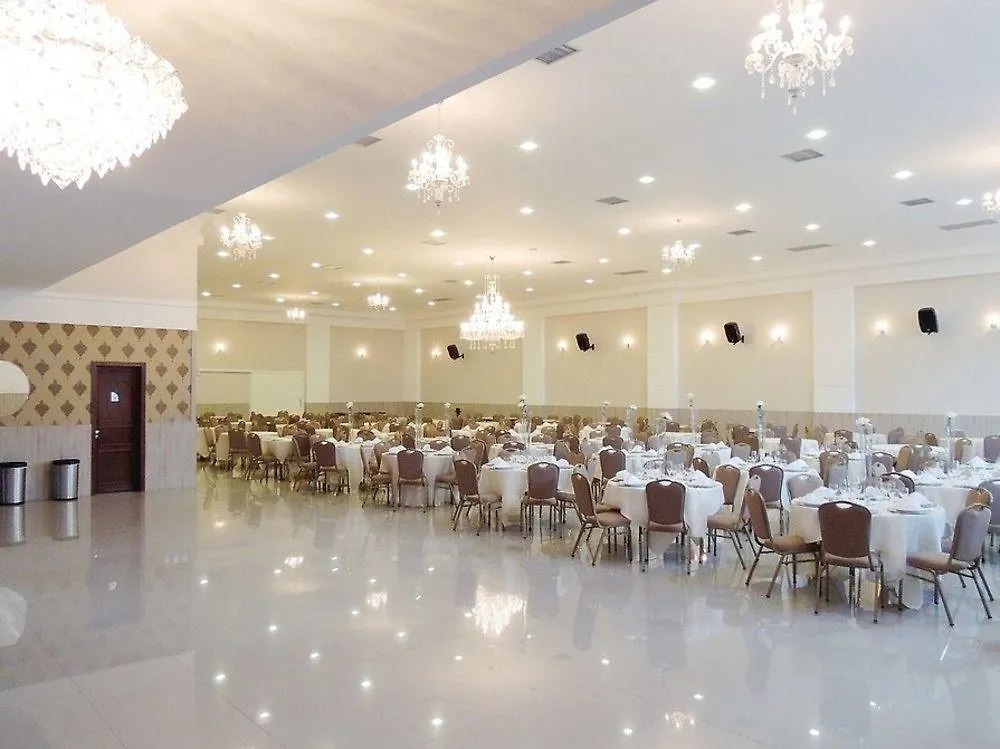 Hotel Lang Palace - Fica No Centro Da Cidade Chapecó 4*,  Brésil