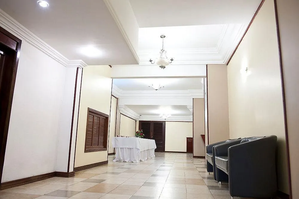 Hotel Lang Palace - Fica No Centro Da Cidade Chapecó