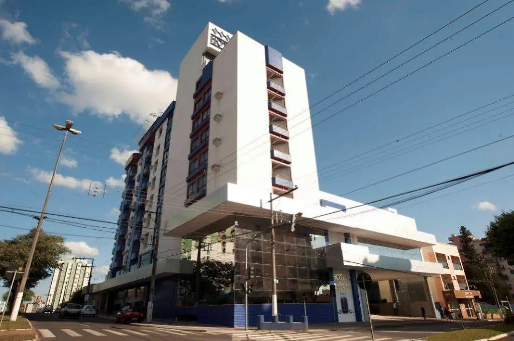 Hotel Lang Palace - Fica No Centro Da Cidade Chapecó